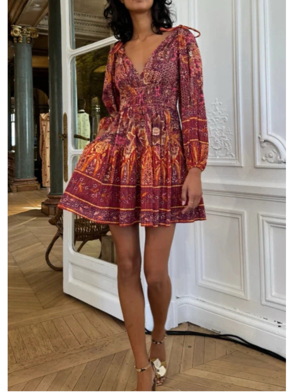NWT Ulla Johnson Anika Floral Mini Dress in Odessa Size 6 V Neck Smocked Dainty